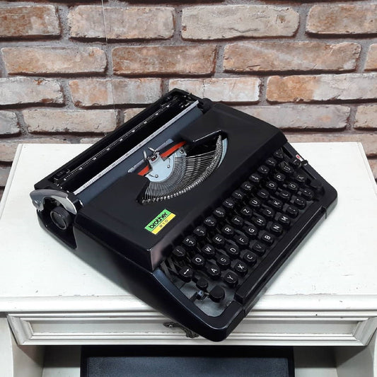Brother 210 Antique Typewriter, Vintage Manual Typewriter, Fully Working, Like New, Collectible Gift, Writer's Home Office Decor