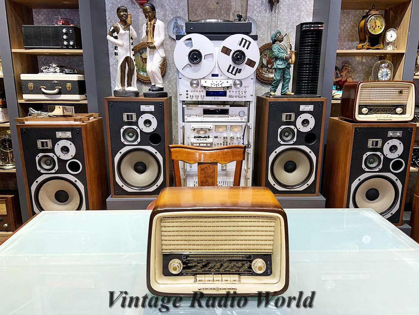 Vintage Loewe Opta Bella Radio | Original Old Radio | Antique Radio | Classic Lamp Radio | Retro Loewe Opta Collectible