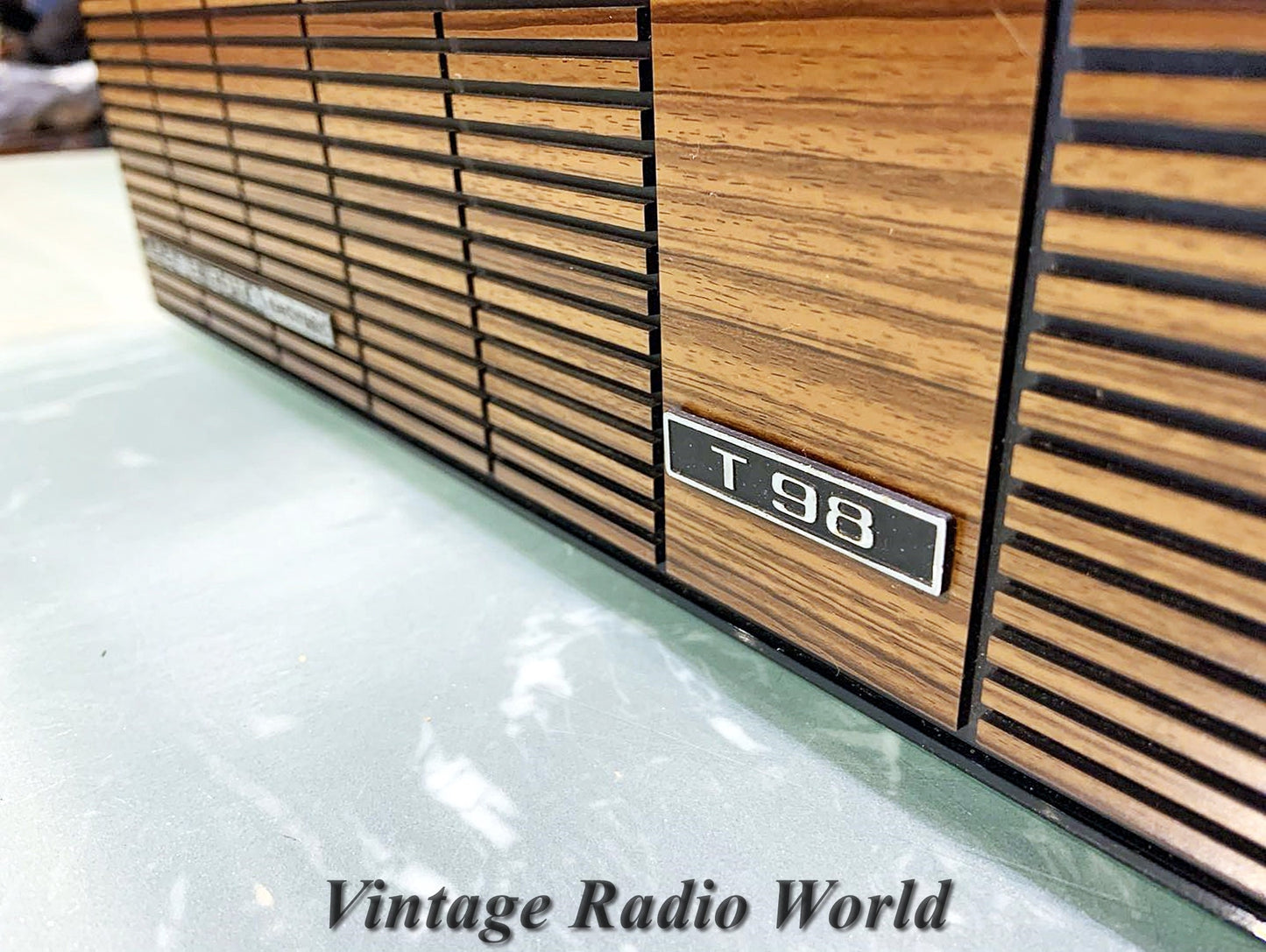 Vintage Loewe Opta T 98 Radio | Original Old Radio | Antique Radio | Classic Lamp Radio | Retro Loewe Opta Collectible