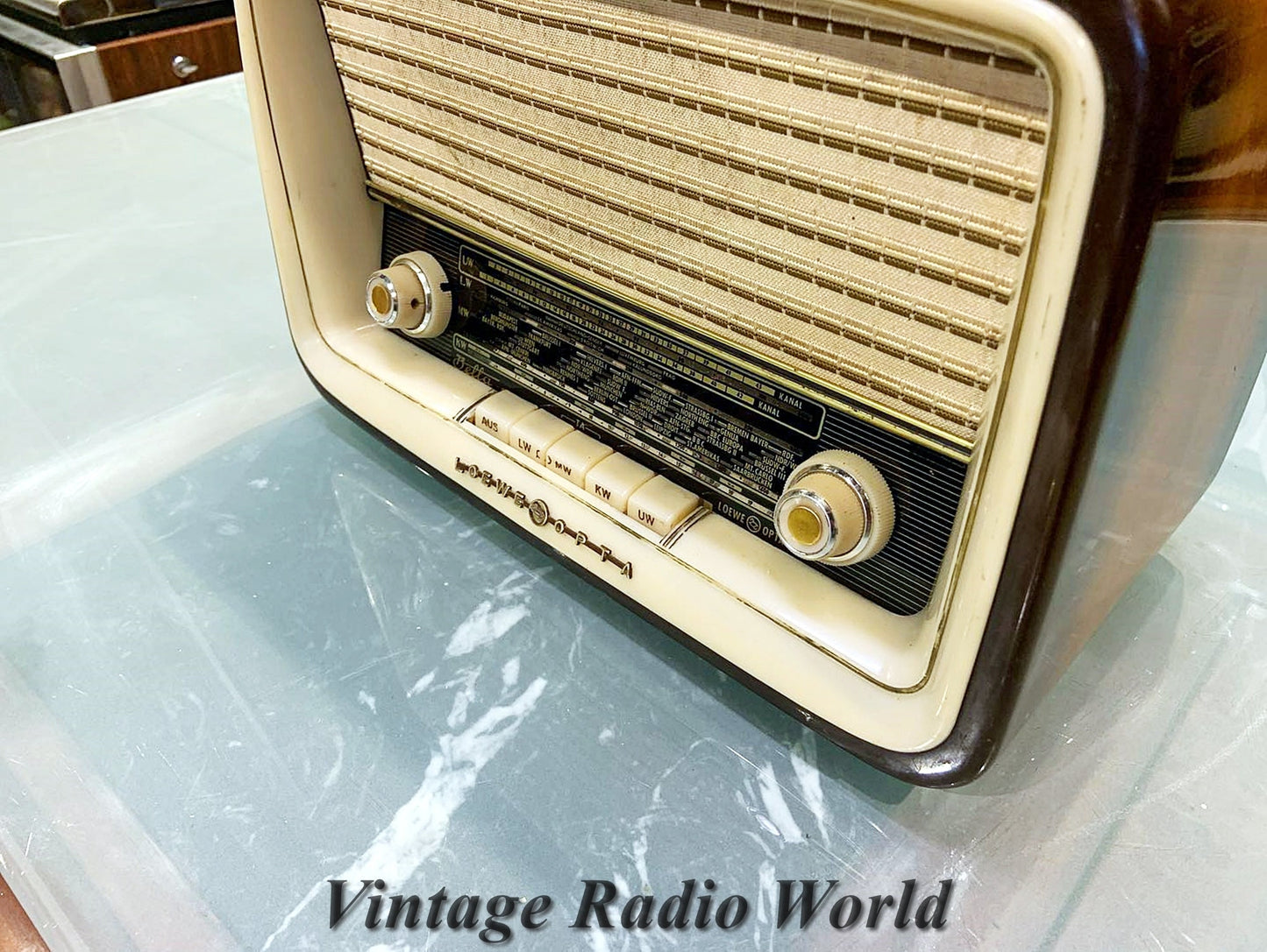 Vintage Loewe Opta Bella Radio | Original Old Radio | Antique Radio | Classic Lamp Radio | Retro Loewe Opta Collectible