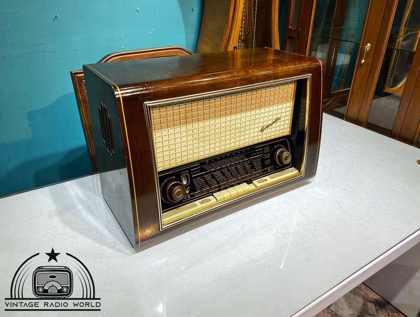 Blaupunkt Granada Radio - Authentic Vintage, Original Classic, Lamp Radio - Rediscover Nostalgia!