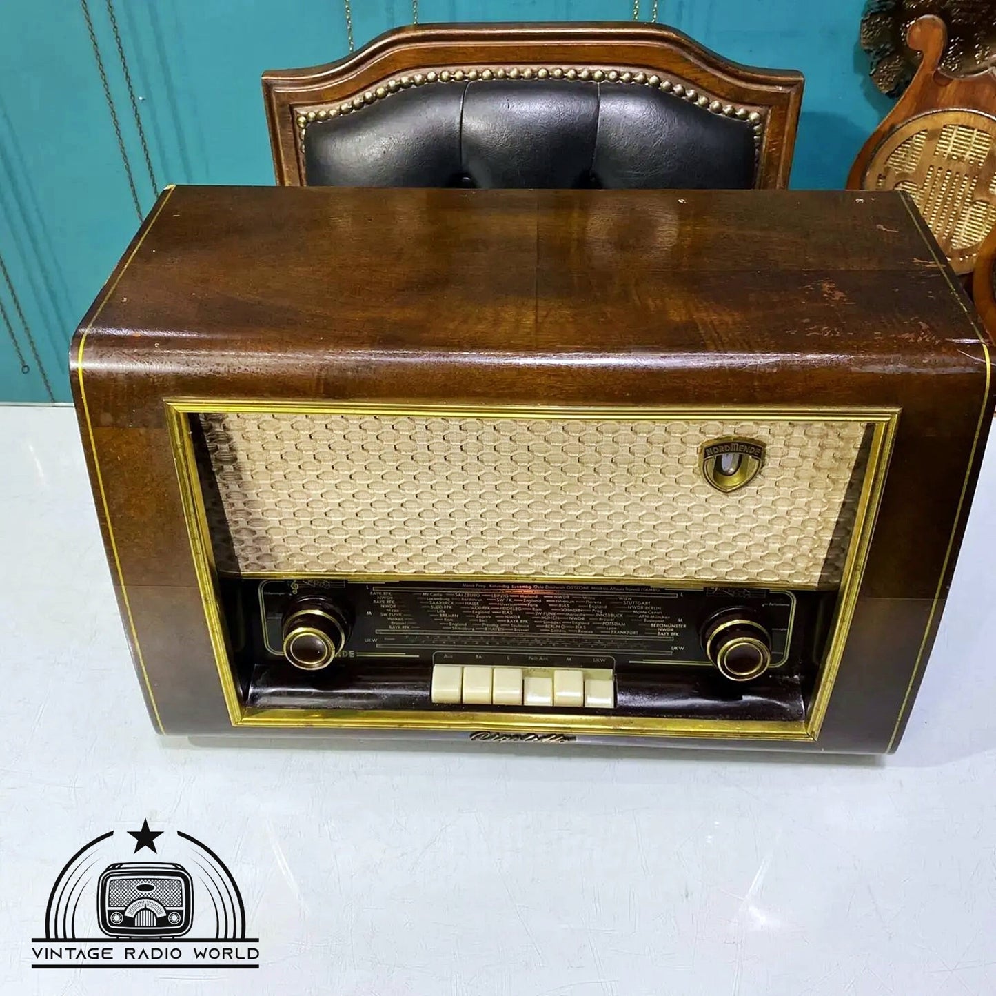 Nordmende Rigoletto Radio - Authentic Vintage, Original Classic, Lamp Radio - Rediscover Nostalgia with Nordmende Rigoletto