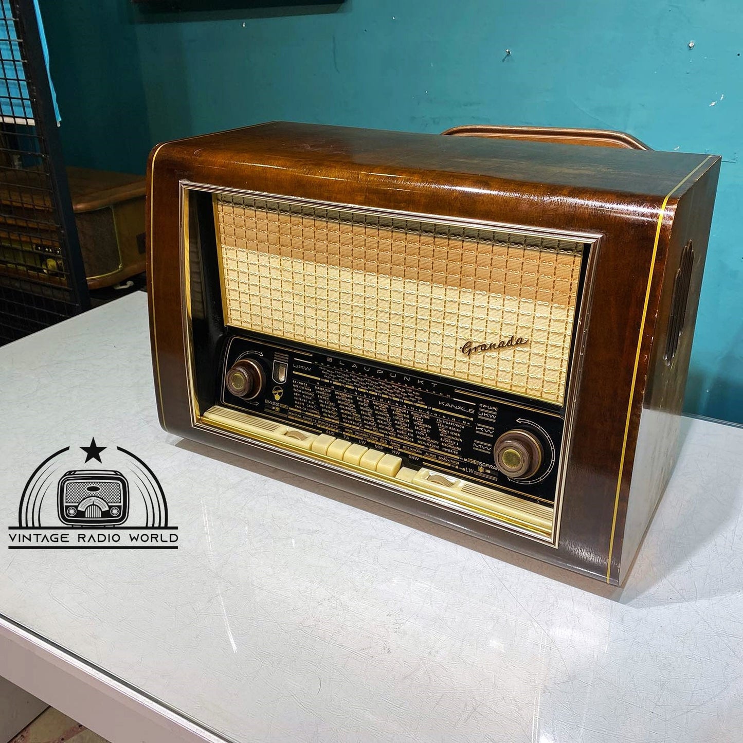 Blaupunkt Granada Radio - Authentic Vintage, Original Classic, Lamp Radio - Rediscover Nostalgia!