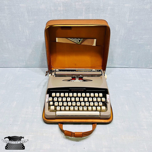 Brother Vintage Typewriter, Like New, Fully Serviced and Functional, Premium Gift for Writers, Classic Home Office Decor