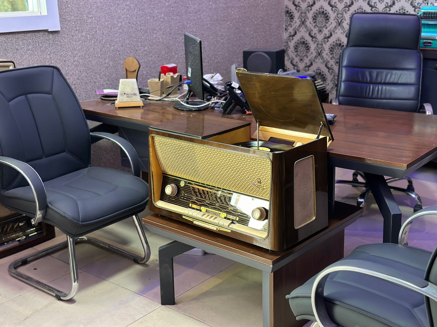 German Grundig 5089 lamp Radio with Record | Vintage Radio | Orjinal Old Radio | Antique Radio | Lamp Radio | Grundig 3079 Radio