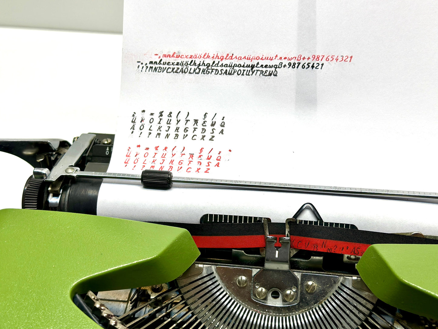 Handwritten Elegance Typewriter, handwritten typewriterHERCULES 250 S Typewriter , Premium Gift, Best Antique Gift, Christmas Present