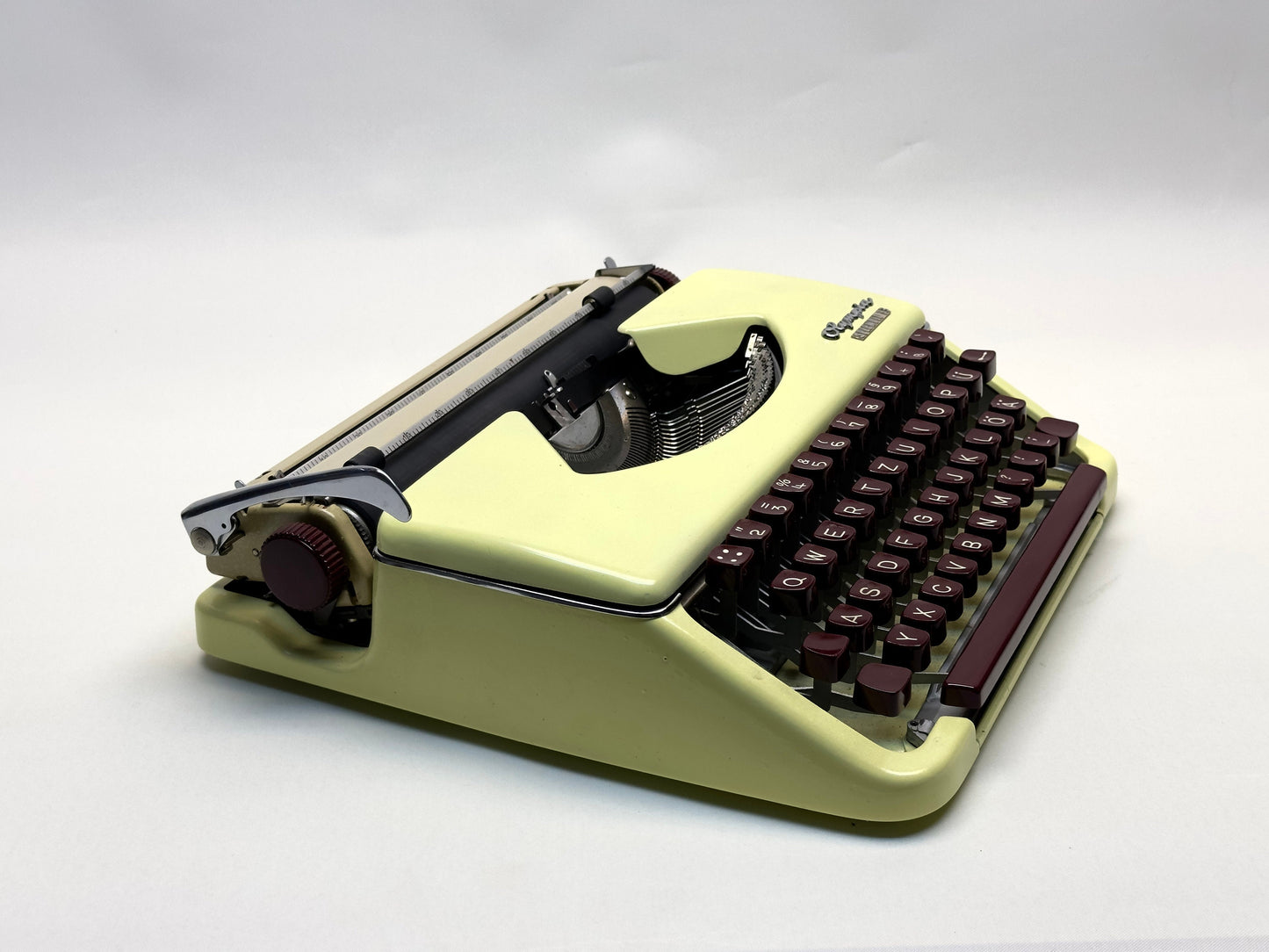Olympia Splendid Typewriter - Elegant Beige with Matching Case, Newly Refinished, Burgundy Keyboard
