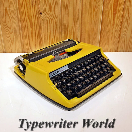 Brother Deluxe 800 Yellow Typewriter, Vintage Working Typewriter, Old Collectible, Retro Manual Typewriter, Unique Writer’s Gift