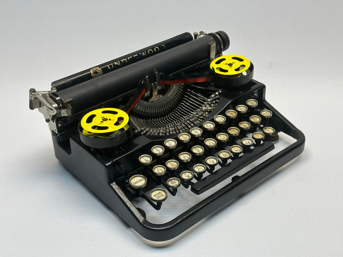 Underwood Standard Portable (3-bank) Typewriter - Classic Black, Vintage Underwood Model from 1921