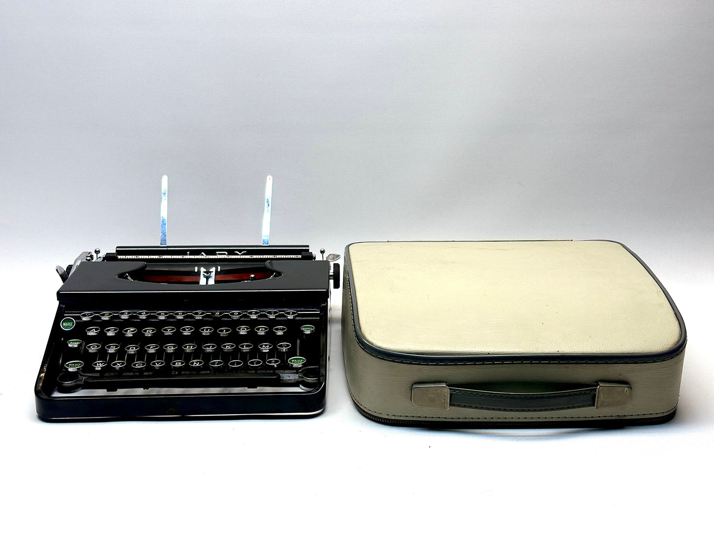 Japy Typewriter - Classic Black Model from 1940 with AZERTY Glass Keyboard