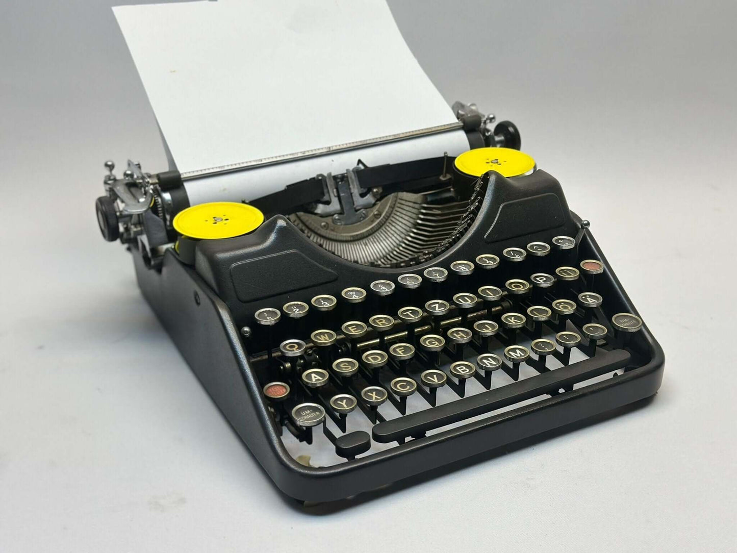 Classic Black Continental Typewriter - Vintage 1945 Model with QWERTZ Layout and Glass Key Keyboard -Antique Typewriter - Old Type Writer