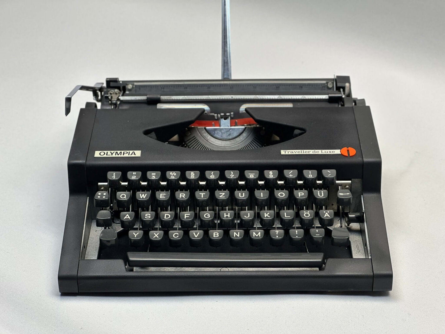 Rare! Olympia Traveller Black Typewriter - Elegant QWERTZ Layout with Matte Black Accents -Antique Typewriter - Old Type Writer