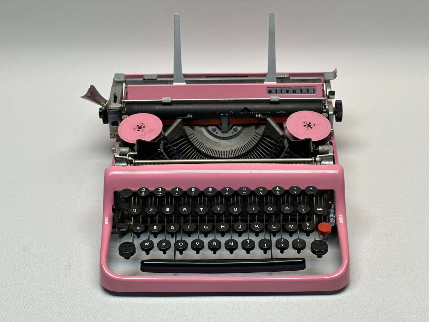 Rare! QWERTY Olivetti Lettare 32 Typewriter - Vibrant Pink Design - Antique Typewrter - Old Typewriter - Best Gift - Antique Gift