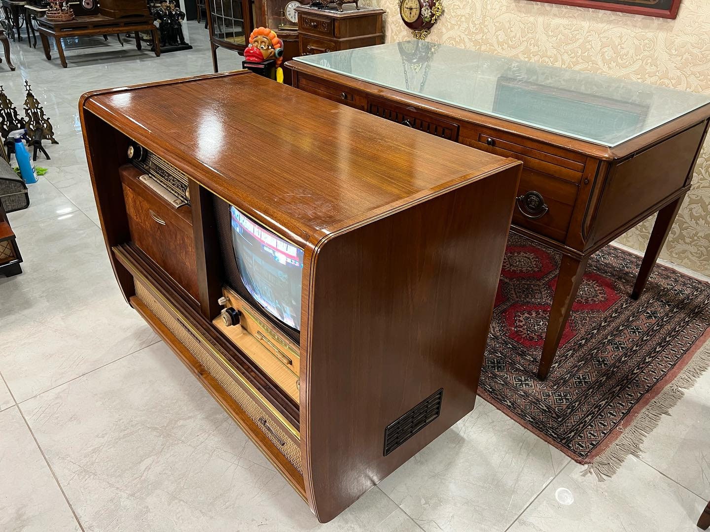 Antique Rosita Music Cabinet | Dual 1254 Belt Drive Turntable | Audion T 475 Amp Receiver | Audion D 475 Cassette Deck |Original Speaker Set
