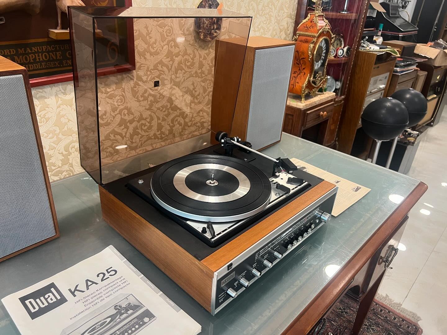 Legendary Dual KA 25 Turntable | FM Radio | Includes CL 136 Speaker Set | Fully Functional | Rare Clean Condition-Turntable