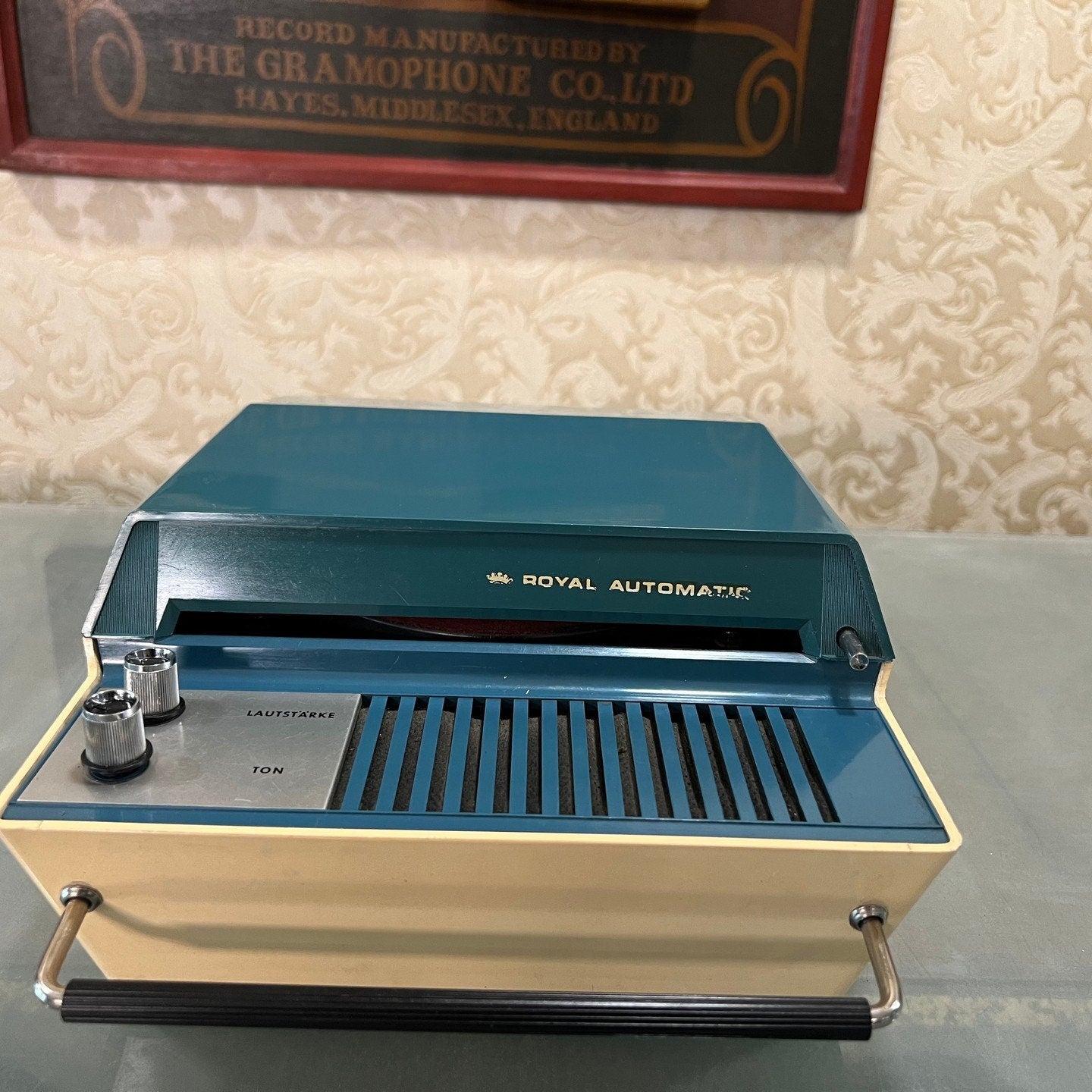 Royal 45 RPM Portable Record Player | High Condition | Fully Functional- Turntable