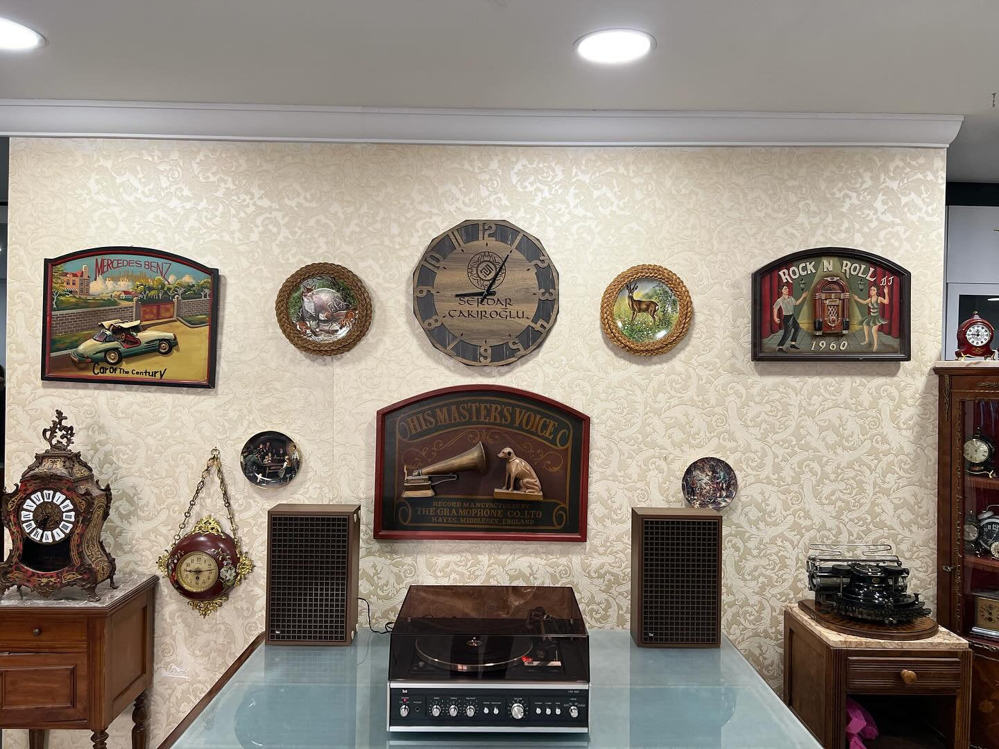 Antique Legendary Dual HS 142 | Immaculate Condition | Includes CL 116 Speaker Set | Fully Functional