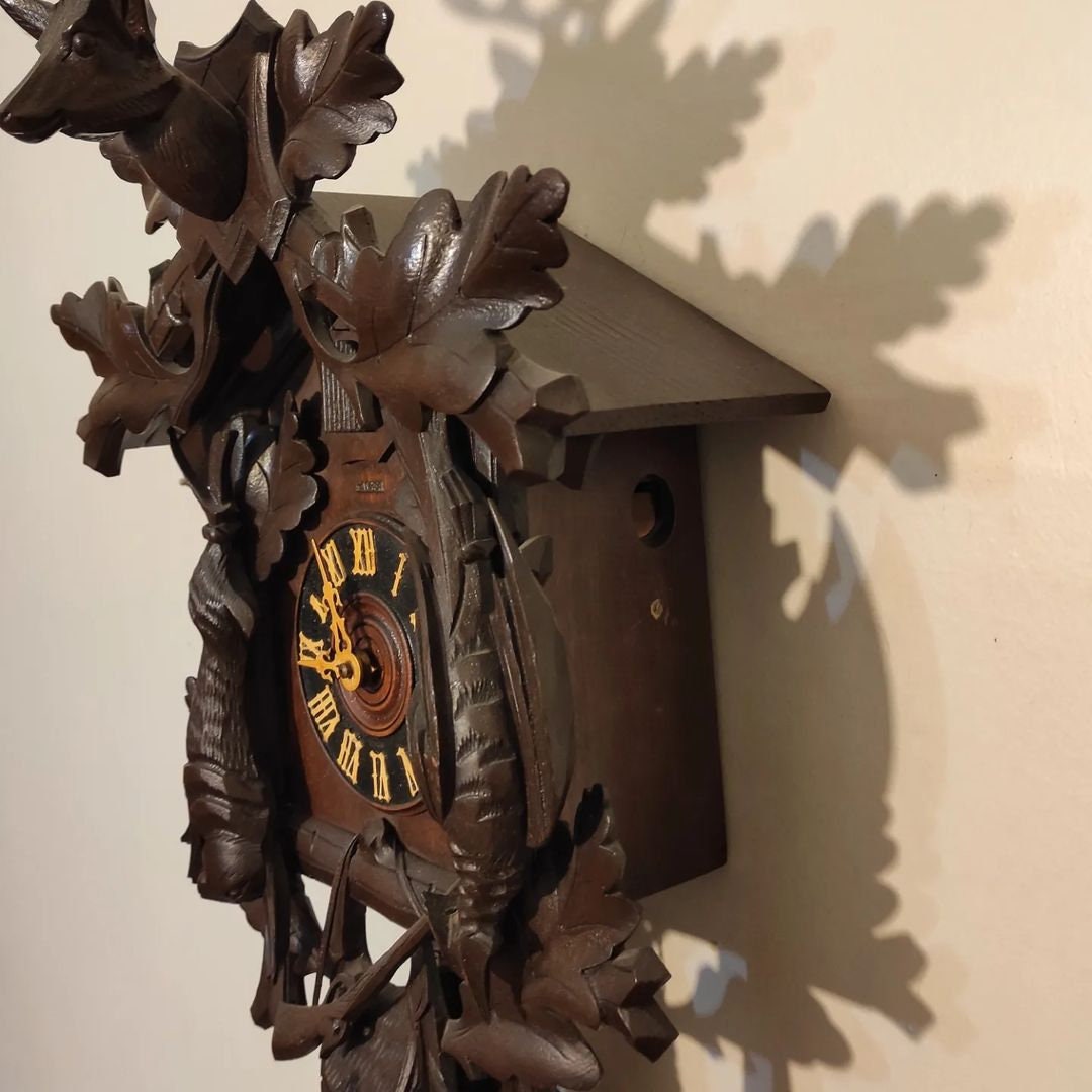 Rare 1930s/40s German Kaiser Giant Hunter-Themed Mechanical Cuckoo Clock - Hand-Carved and Painted, Perfect Condition