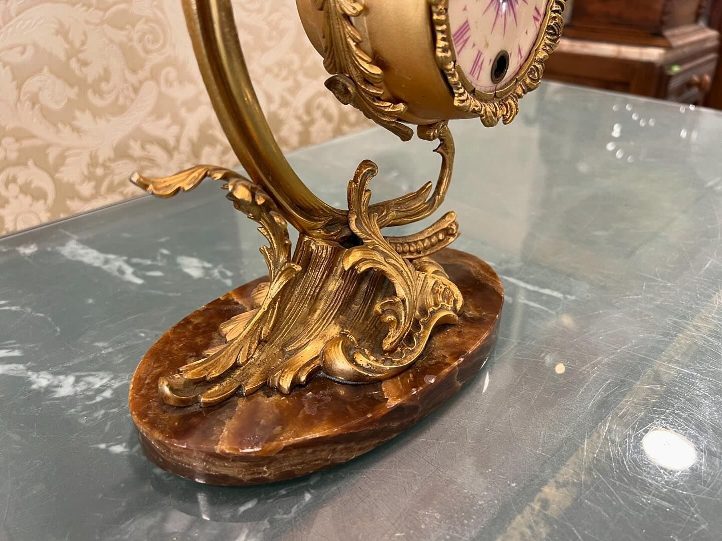Stunning Italian Bronze Mantel Clock with Exquisite Details - High Condition, Fully Functional