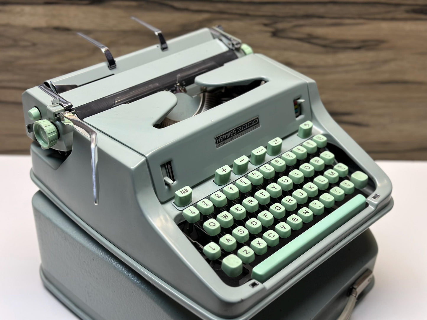 Hermes 3000 Typewriter | Full Original Typewriter | Iconic Manual Portable Typewriter from 1965 | Vintage Gift