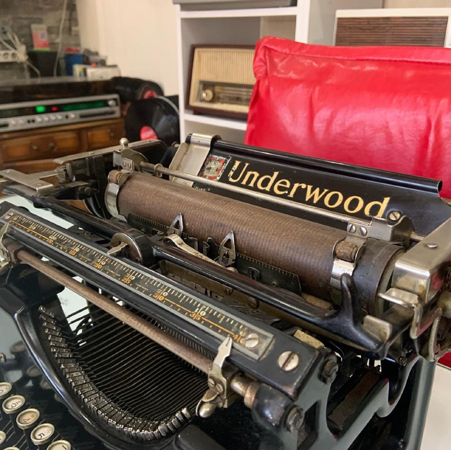 Underwood Typewriter - Antique Elegance, Perfectly Functional, an Exquisite Gift