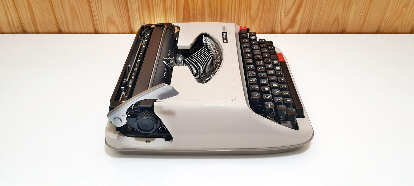 Vintage Elegance - Privileg Typewriter 300TR | Black Keyboard | Working, Antique, and Vintage,typewriter working