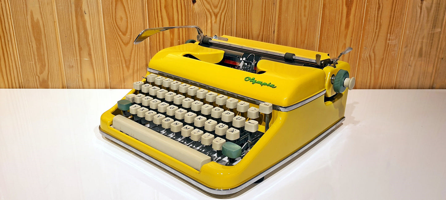 Olympia Monica Yellow Typewriter - Premium Gift | Typewriter like new,typewriter working
