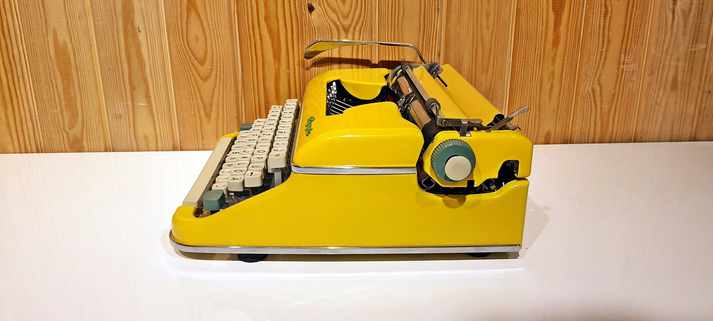 Olympia Monica Yellow Typewriter - Premium Gift | Typewriter like new,typewriter working