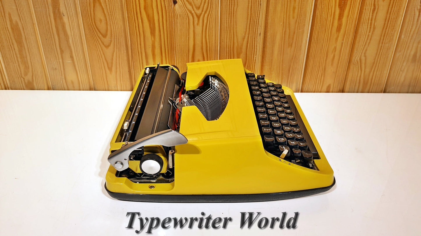 Brother Deluxe 800 Typewriter | Yellow Typewriter | Old Typewriter | Working Typewriter | Vintage Typewriter
