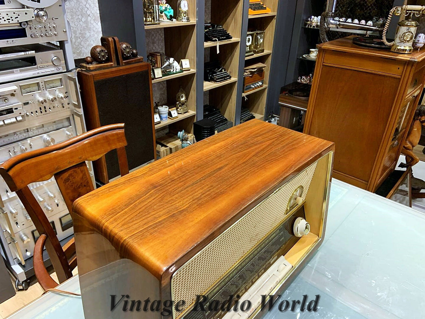Loewe Opta Magnet Vintage Radio: Nostalgic Charm with Modern Elegance