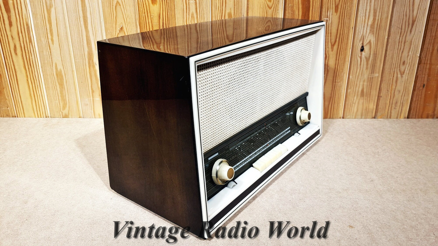 Saba Triberg-125 Radio - Vintage Audio Elegance with Lamp Feature - For Sale