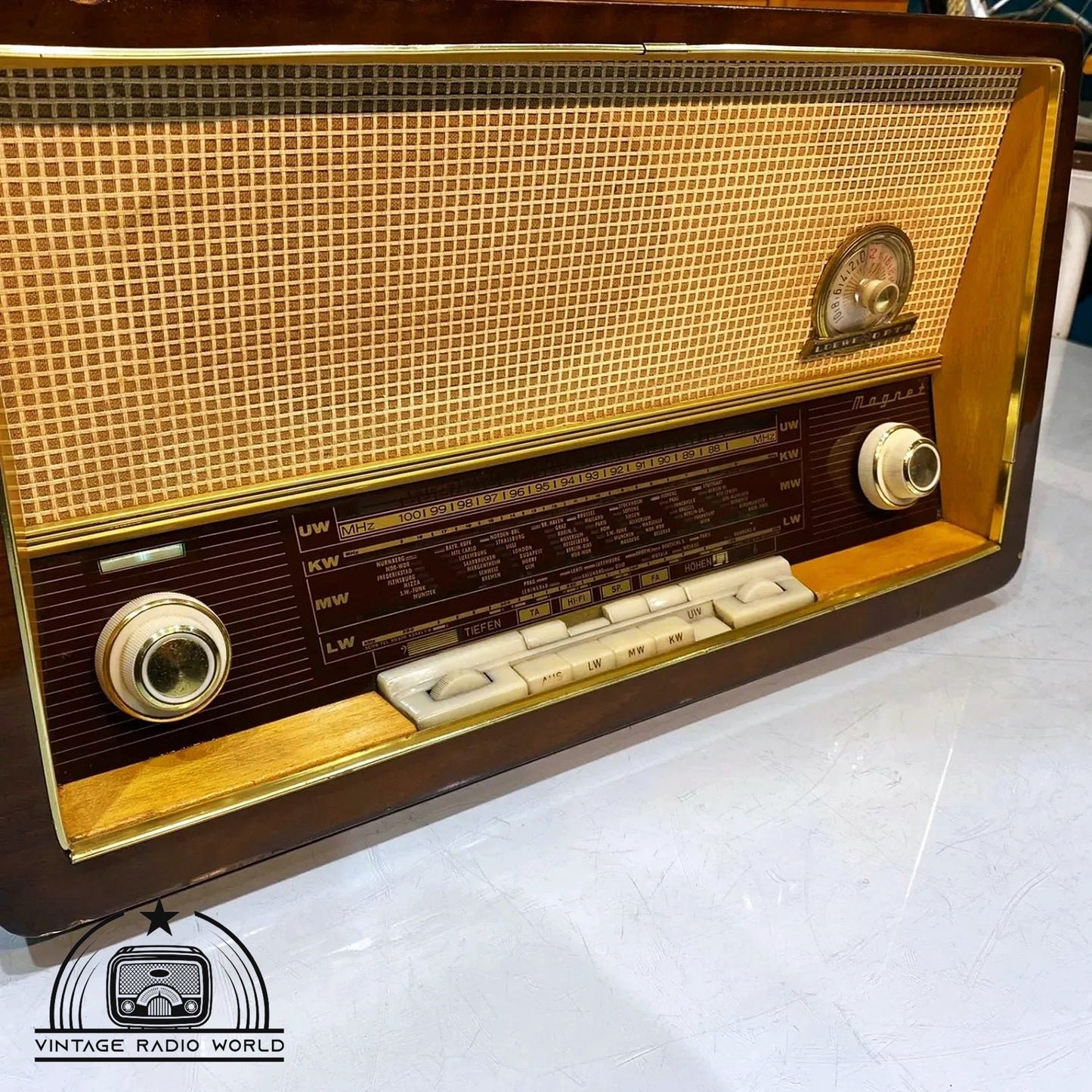 Loewe Opta Magnet Radio | Vintage Radio | Orjinal Old Radio | Antique Radio | Lamp Radio | Loewe opta   Radio