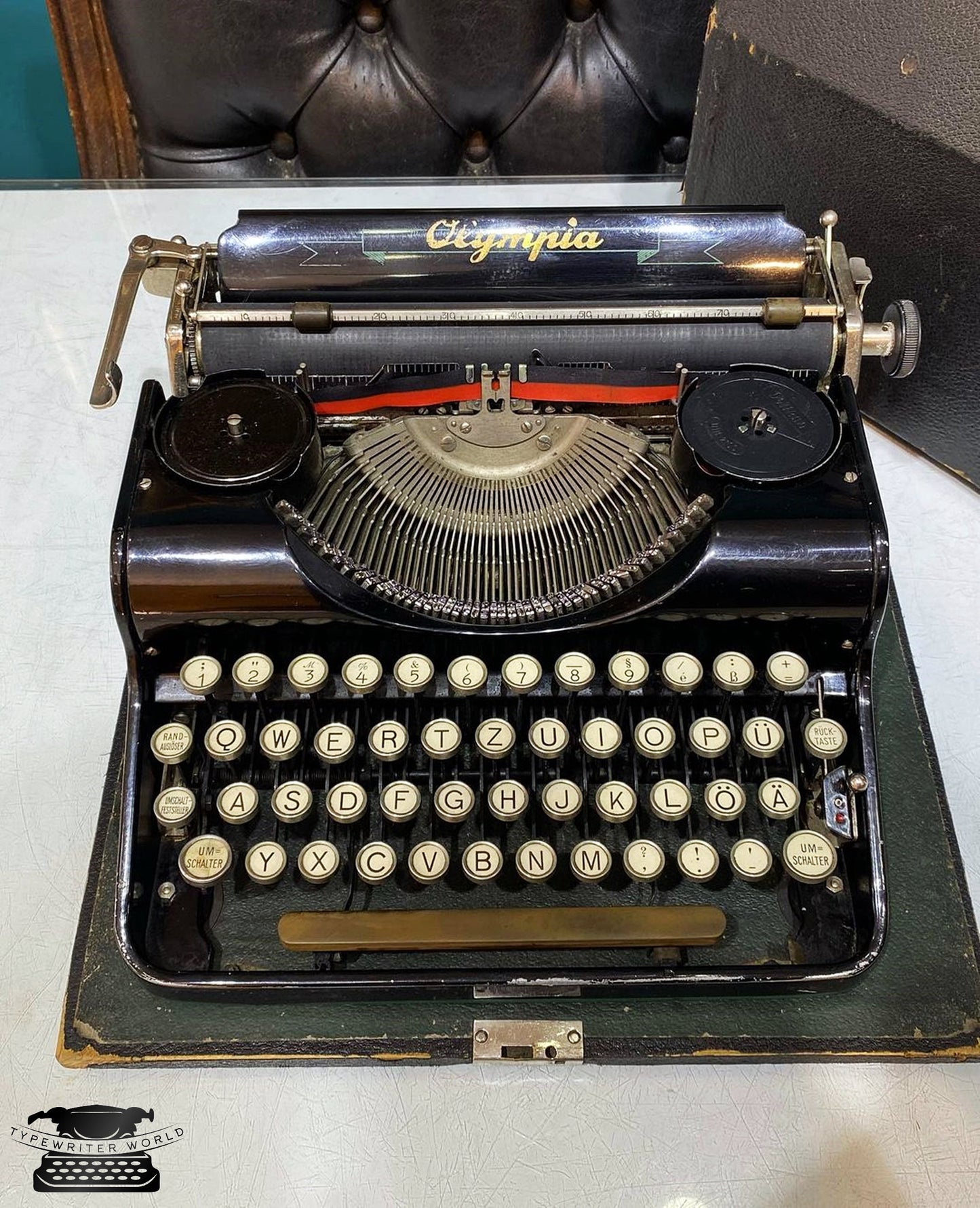Olympia Typewriter 1970s / Premium Gift | Black Typewriter | Old Typewriter,typewriter working
