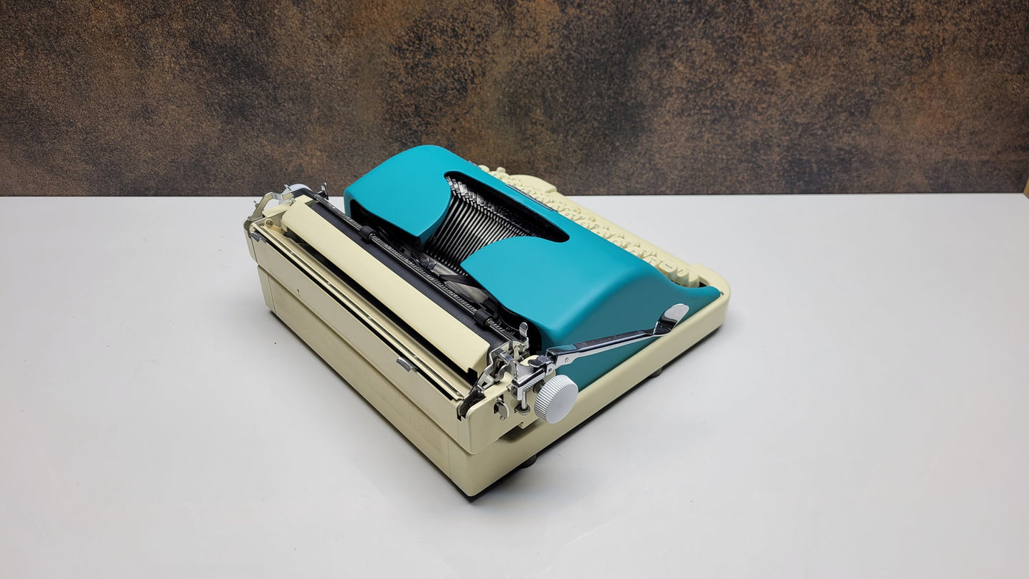 Torpedo Q Typewriter - Embrace Nostalgia with this Antique Beauty - Fully Functional Working Typewriter!