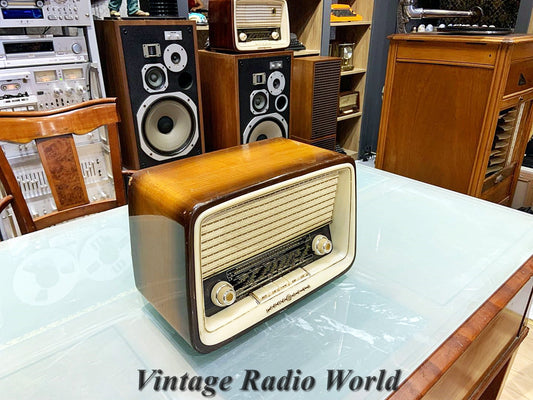 Vintage Loewe Opta Bella Radio | Original Old Radio | Antique Radio | Classic Lamp Radio | Retro Loewe Opta Collectible