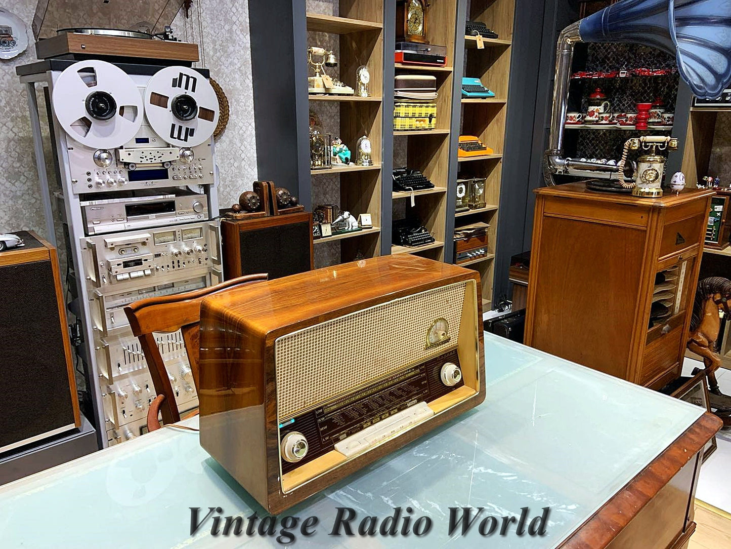 Loewe Opta Magnet | Vintage Radio | Orjinal Old Radio | Antique Radio | Lamp Radio | Loewe opta   Radio
