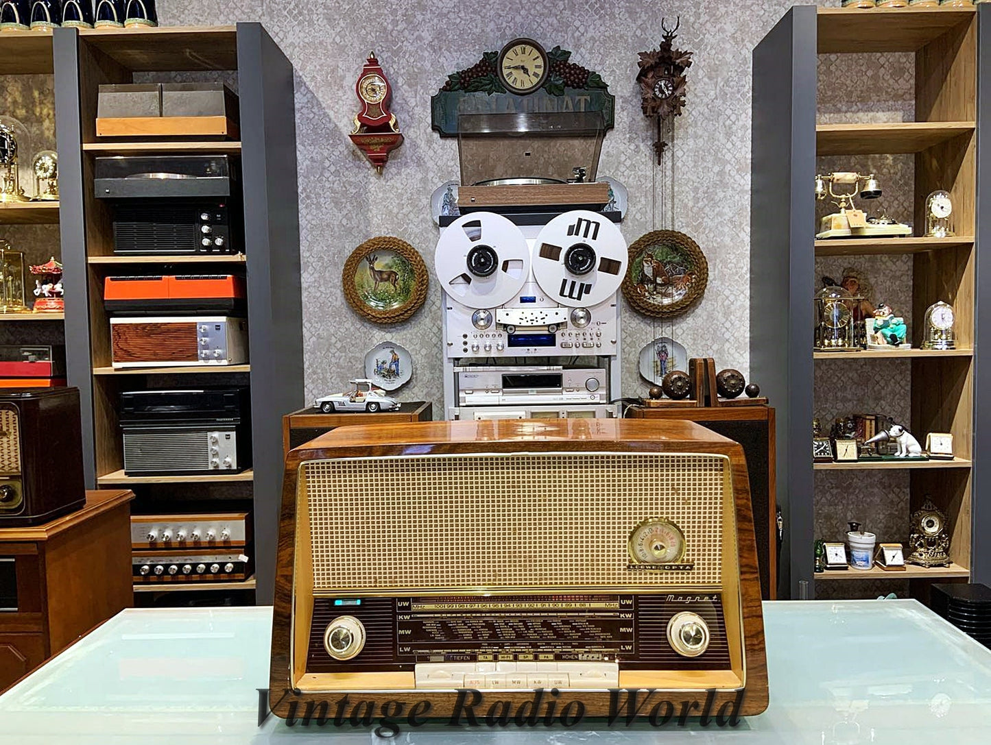 Loewe Opta Magnet | Vintage Radio | Orjinal Old Radio | Antique Radio | Lamp Radio | Loewe opta   Radio