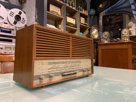 Loewe Opta  | Vintage Radio | Orjinal Old Radio | Antique Radio | Lamp Radio | Loewe Opta Venüs Radio