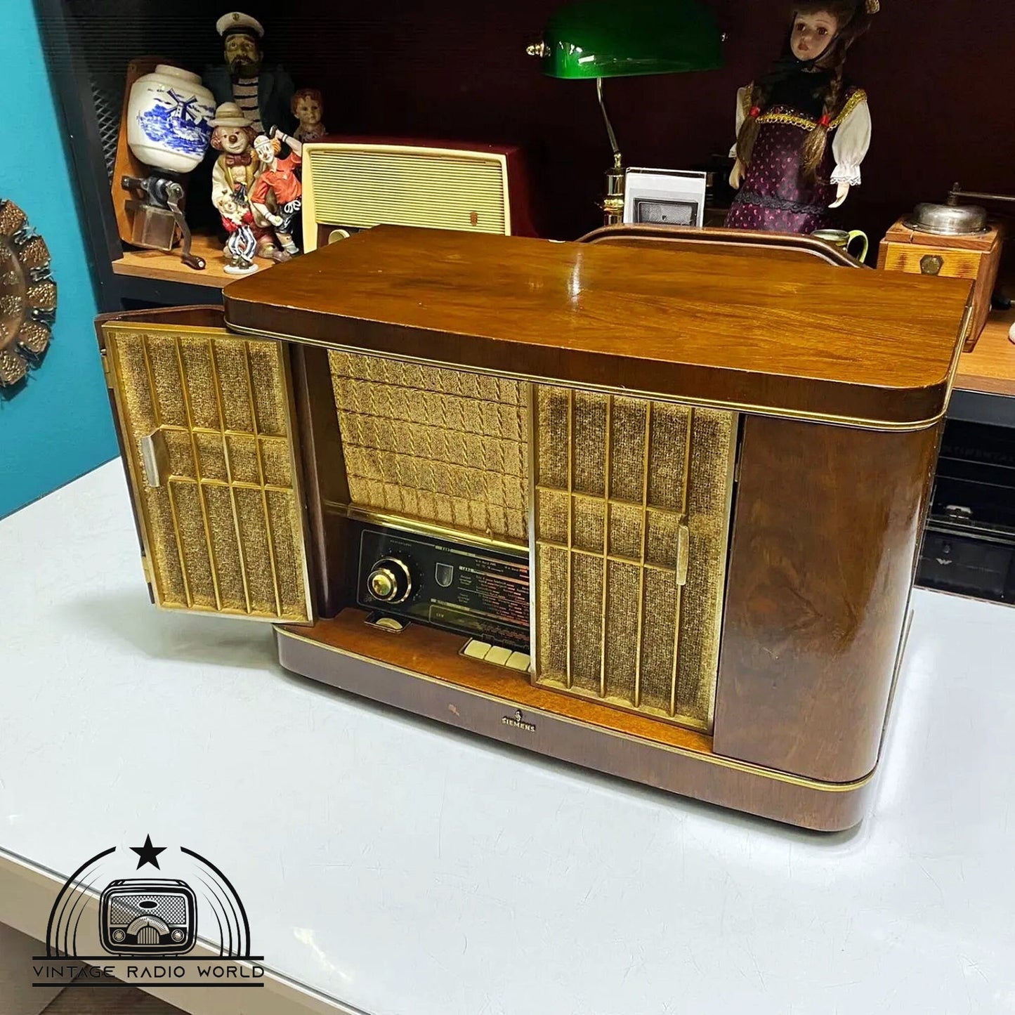 Siemens Schatulle H42 Radio - Authentic Vintage, Original Antique, Lamp Radio - Experience Nostalgia with Siemens Radio