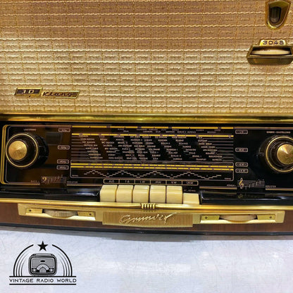 Grundig 3045 - Authentic Vintage Radio, Original Classic, Lamp Radio - Immerse in Nostalgia with Grundig 3045