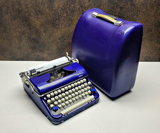 Olympia SM4 Monica Blue Typewriter with Matching Blue Bag, Premium Gift, Perfect for Collectors and Writers, Most Special Vintage Gift