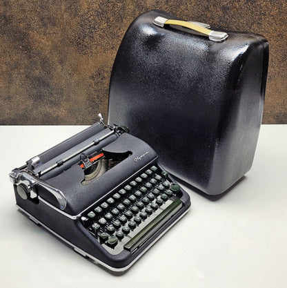 Olympia SM3 Black Typewriter, Premium Vintage Gift for Writers and Collectors, Elegant Collectible, Make Your Gift Unforgettable