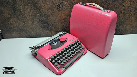 Olympia Splendid 33/66 Vintage Typewriter | Restored Grey Typewriter with Case | Retro Writing Machine | Ideal Gift for Writers