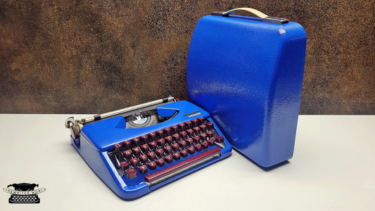Rare Olympia Splendid 33 Blue Typewriter, German Made Manual Model, Burgundy Keys, With Case, Vintage Retro Machine for Writers, Gift