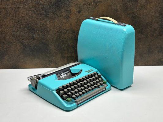 Vintage Olympia Splendid 33/66 Matte Turquoise Typewriter | Perfect Gift for Writers, Collectors, Office Enthusiasts | Retro Working Machine