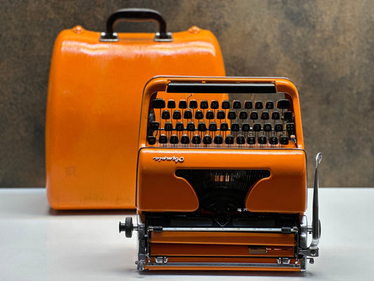 Olympia SM3  Typewriter +  Bag - Premium Gift / Typewriter World / Unique Valentines Day Gift,Orange Typewriter- Vintage Typewriter Working