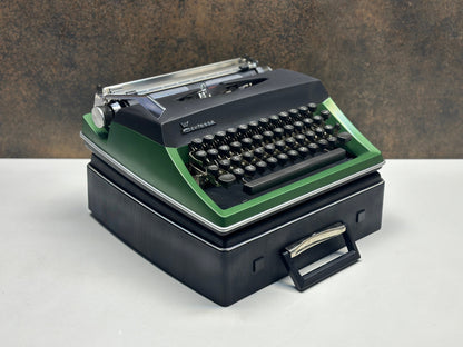 QWERTY Adler Contessa Deluxe Typewriter - Retro Design, Fully Functional, Black Typewriter, Classic Office Accessory, Perfect Gift