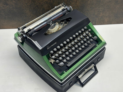 QWERTY Adler Contessa Deluxe Typewriter - Retro Design, Fully Functional, Black Typewriter, Classic Office Accessory, Perfect Gift