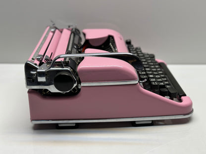Olympia SM3/SM4 Typewriter - Vintage 1955 Model in Elegant Pink with QWERTZ Layout - Antique Typewriter - Manuel Typewriter - Type Wirter