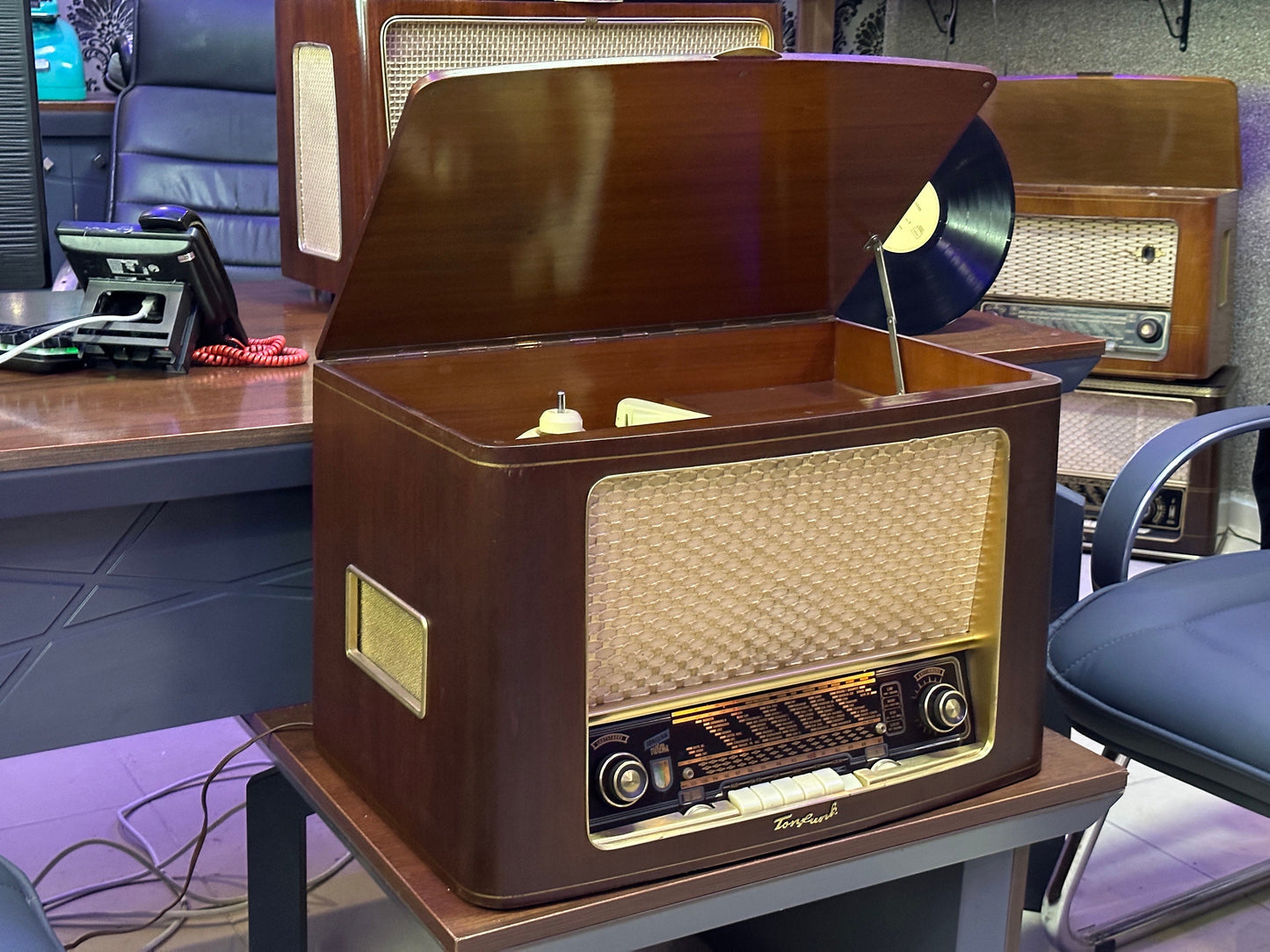 Tonfunk | Vintage Radio | Orjinal Old Radio | Antique Radio | Lamp Radio | Tonfunk Radio- Turntable